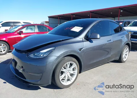 2020 Tesla Model Y Long Range Dual Motor All-Wheel Drive z USA, uszkodzony, nr VIN 5YJYGDEE8LF053738